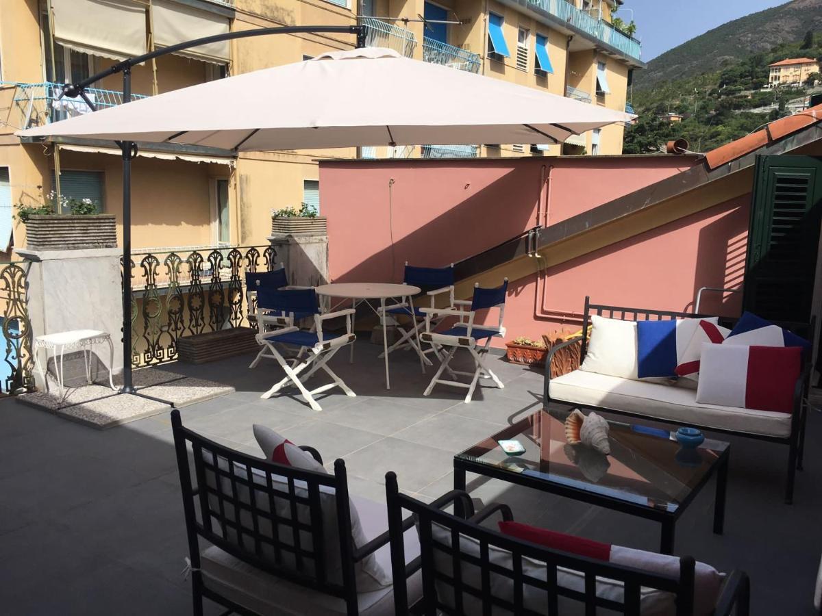 La Trabacca, Attico Nel Pieno Centro Di Levanto Luaran gambar